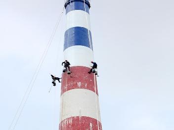 煙囪防腐刷漆